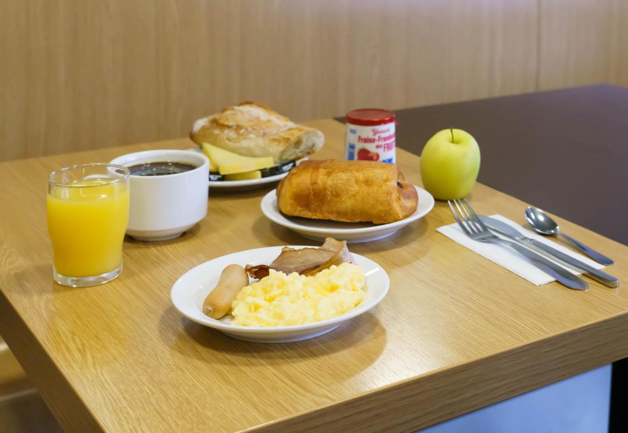 B&B Hotel Creil Chantilly Экстерьер фото