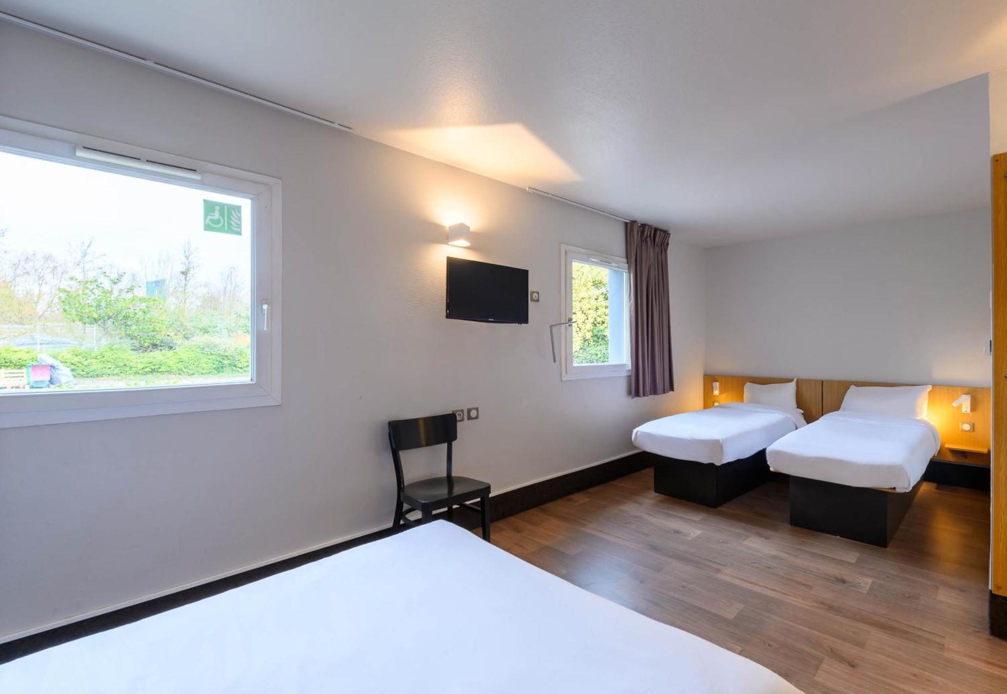 B&B Hotel Creil Chantilly Экстерьер фото