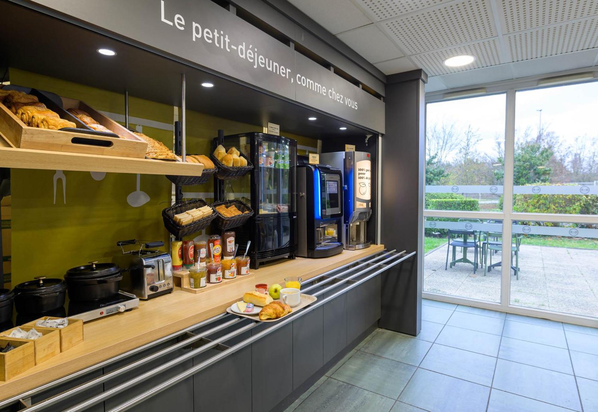 B&B Hotel Creil Chantilly Экстерьер фото