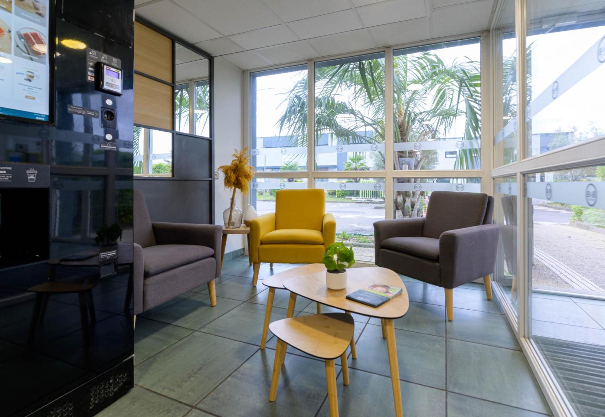 B&B Hotel Creil Chantilly Экстерьер фото
