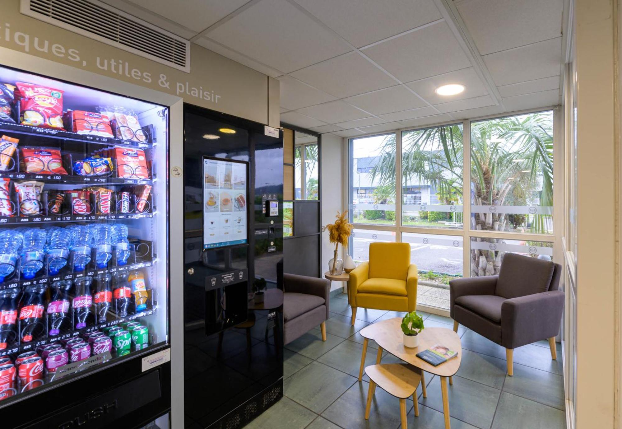 B&B Hotel Creil Chantilly Экстерьер фото