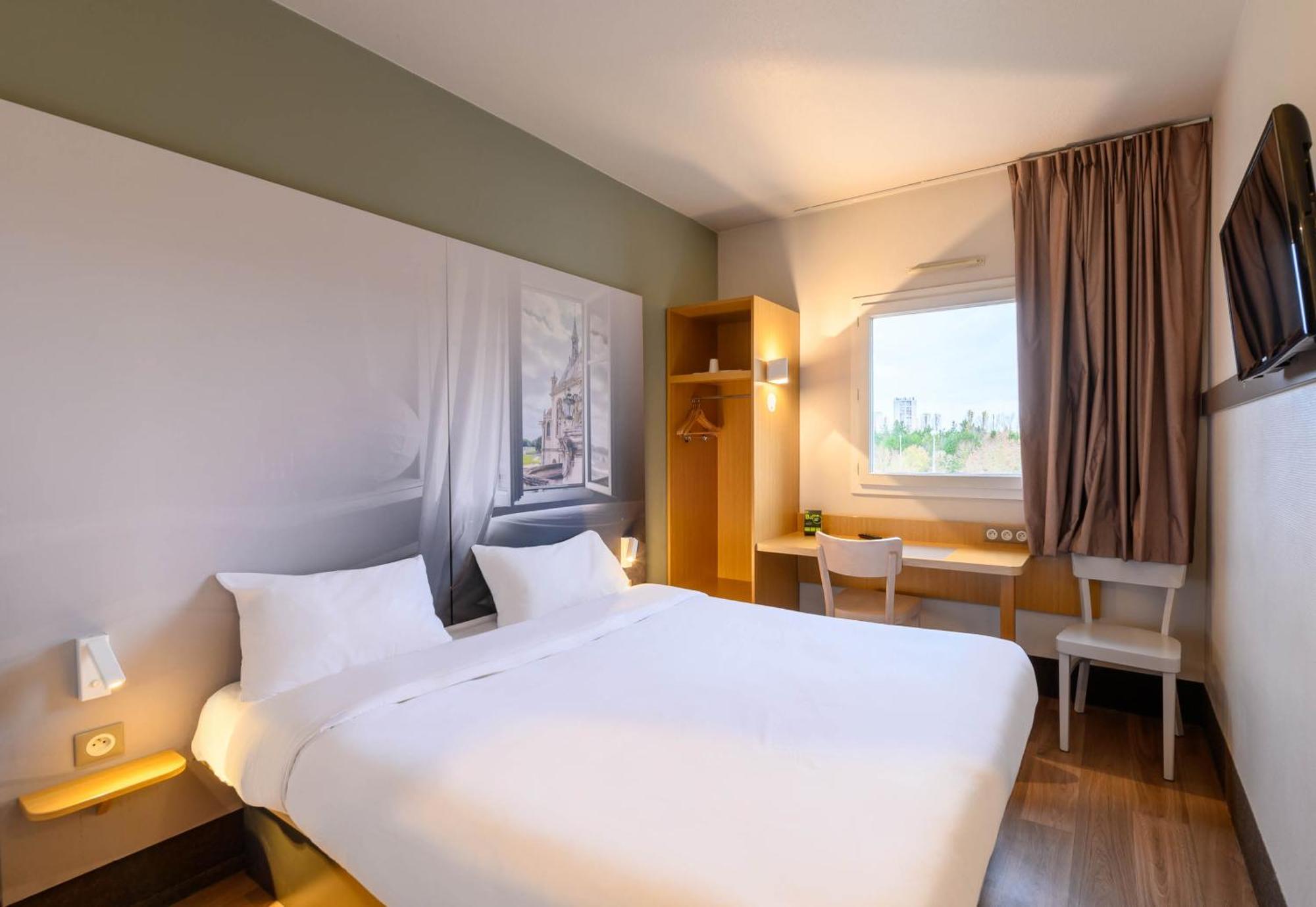 B&B Hotel Creil Chantilly Экстерьер фото
