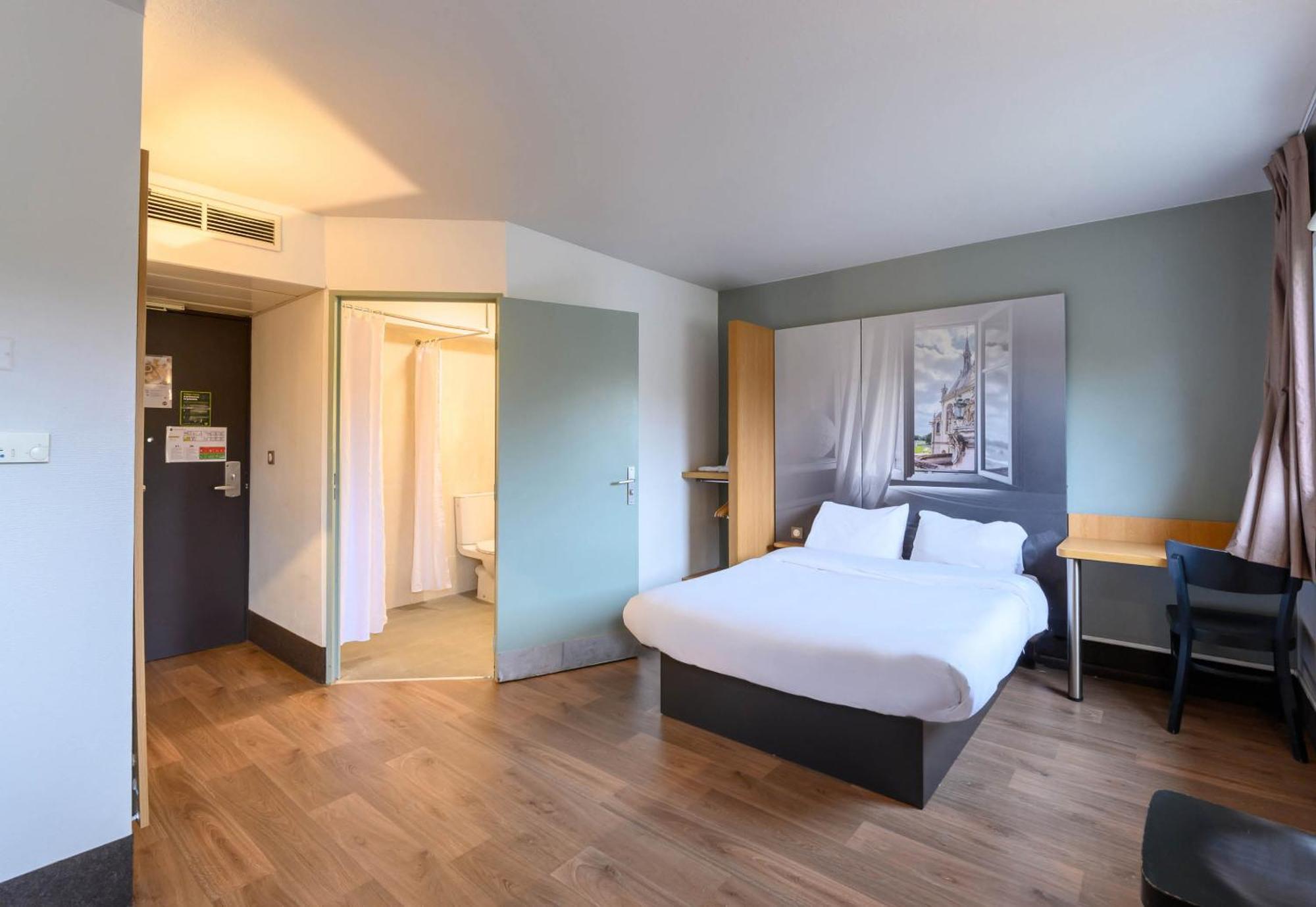 B&B Hotel Creil Chantilly Экстерьер фото