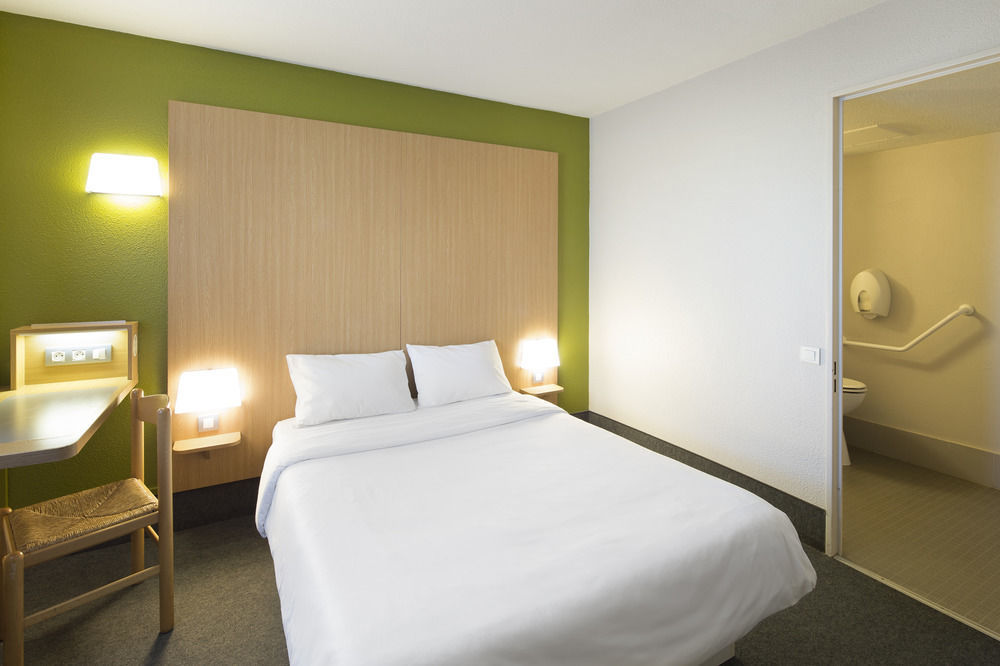 B&B Hotel Creil Chantilly Экстерьер фото